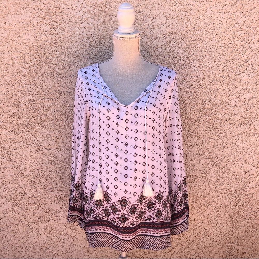 Lucy & Laurel Boho Long Sleeve Top
